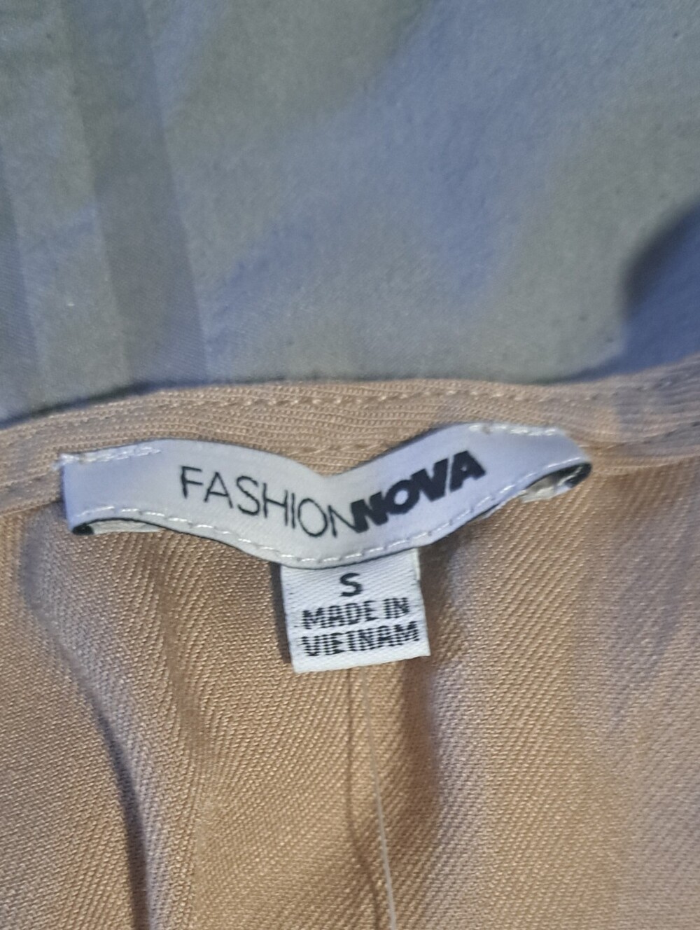 4 Jumpsuits - Picture 9 of 15
